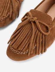 Boden Soft Tassel Deck Shoes - Tan