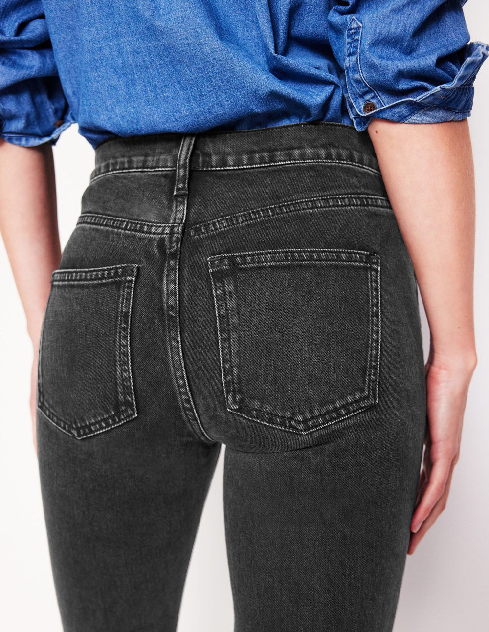 Boden Girlfriend Jeans - Washed Black