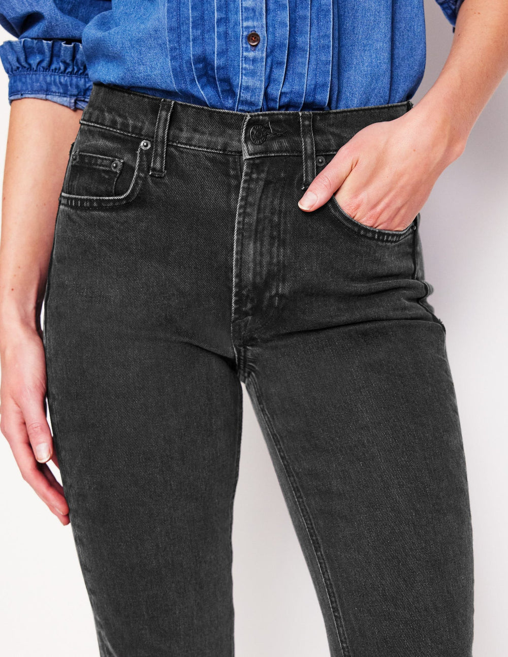 Boden Girlfriend Jeans - Washed Black