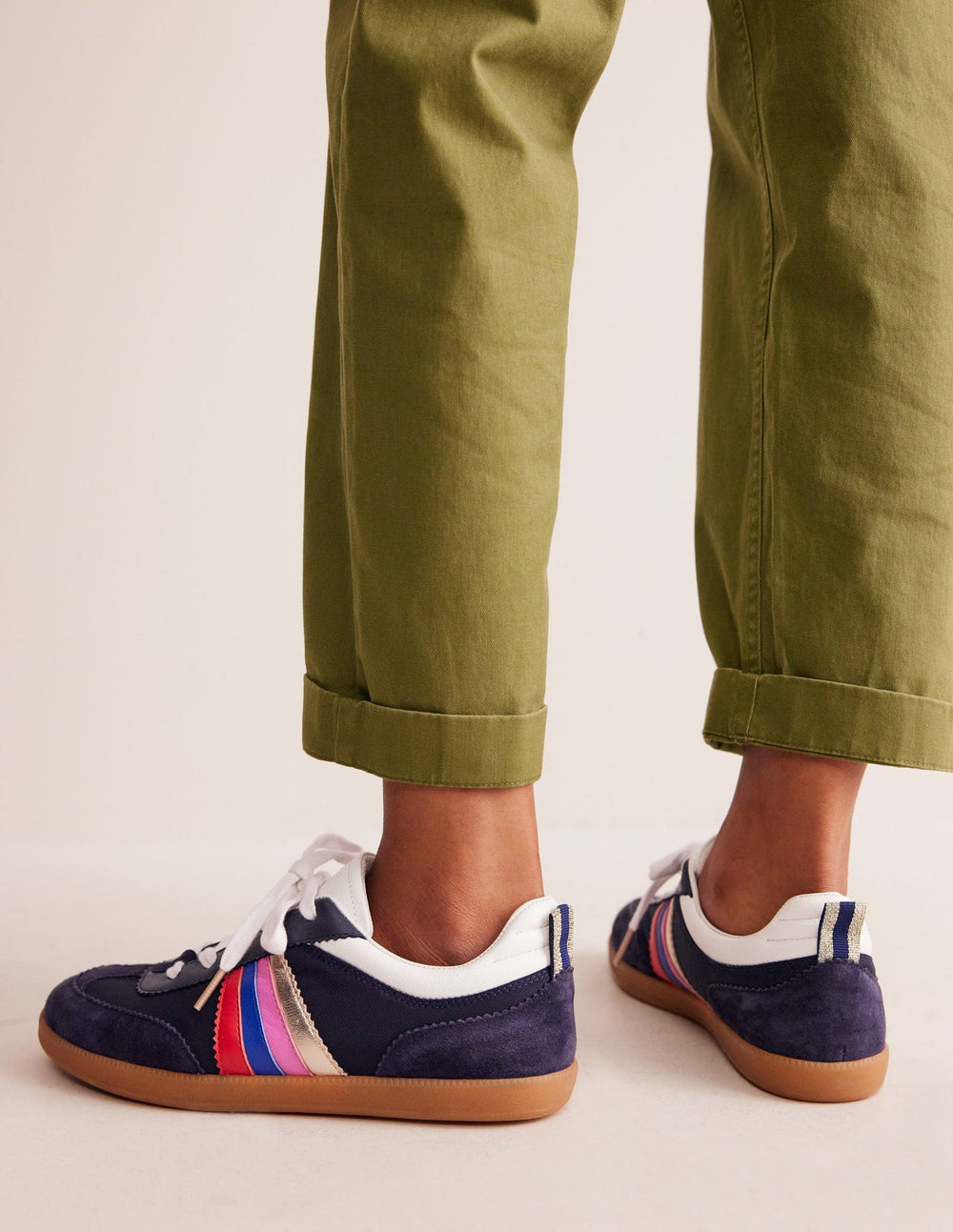 Boden Erin Retro Tennis Trainers - Navy/Rainbow