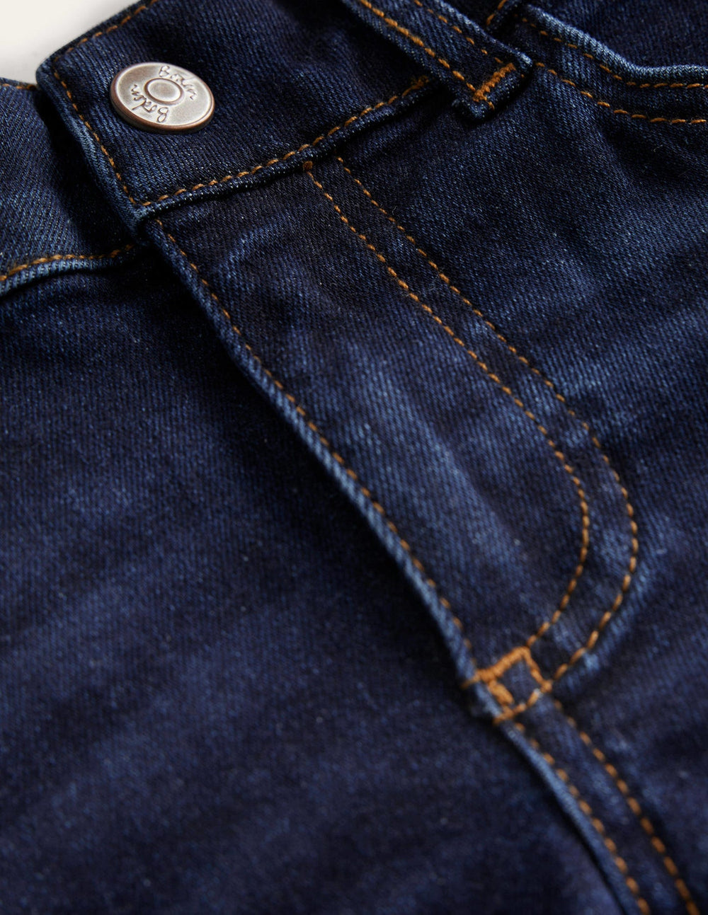 Boden Adventure - Flex Slim - Fit Jeans - Dark Vintage Denim