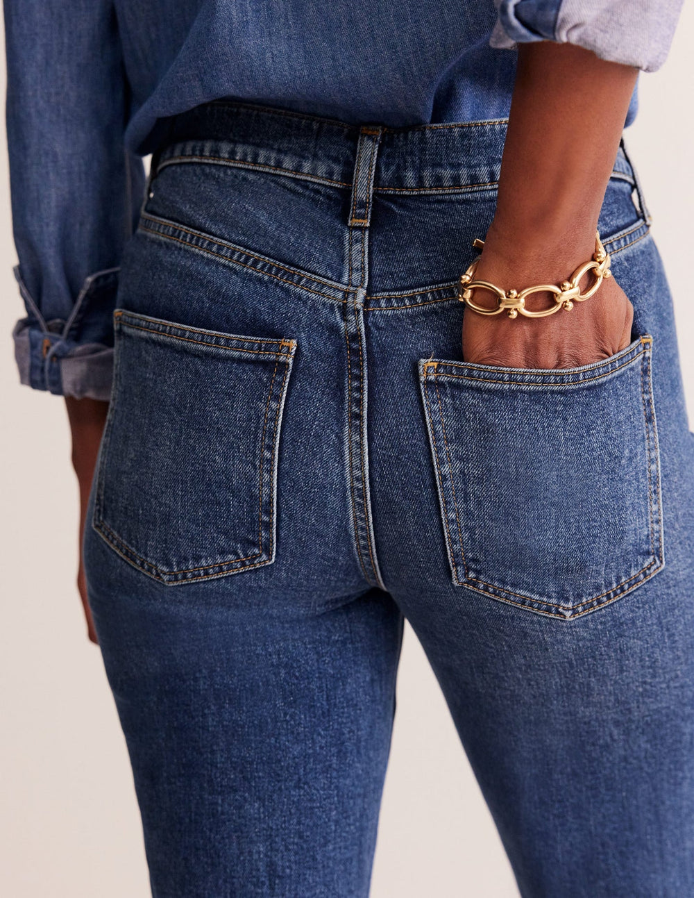 Boden Girlfriend Jeans - Mid Vintage