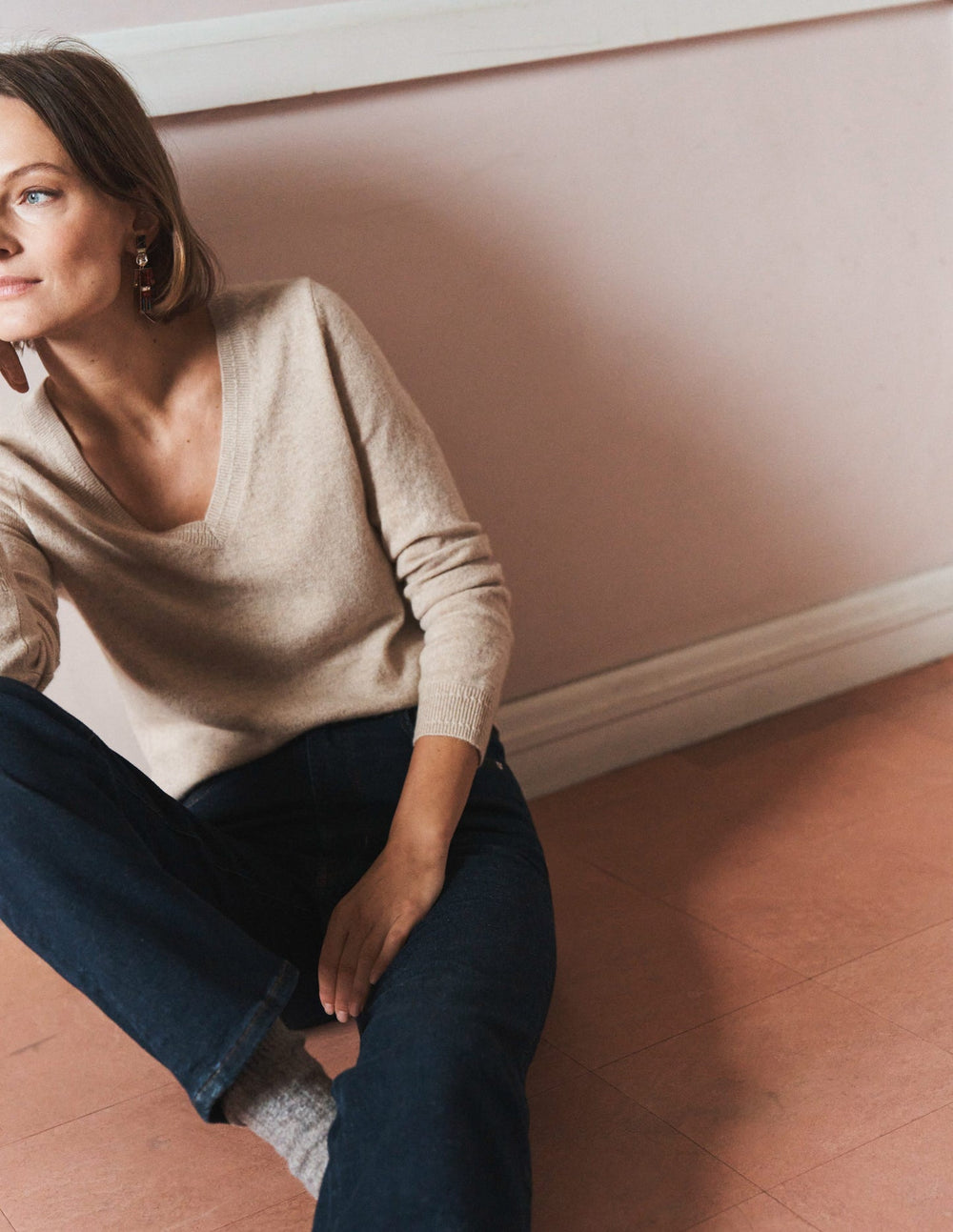 Boden Eva Cashmere V - Neck Sweater - Eva Cashmere V - Neck Jumper