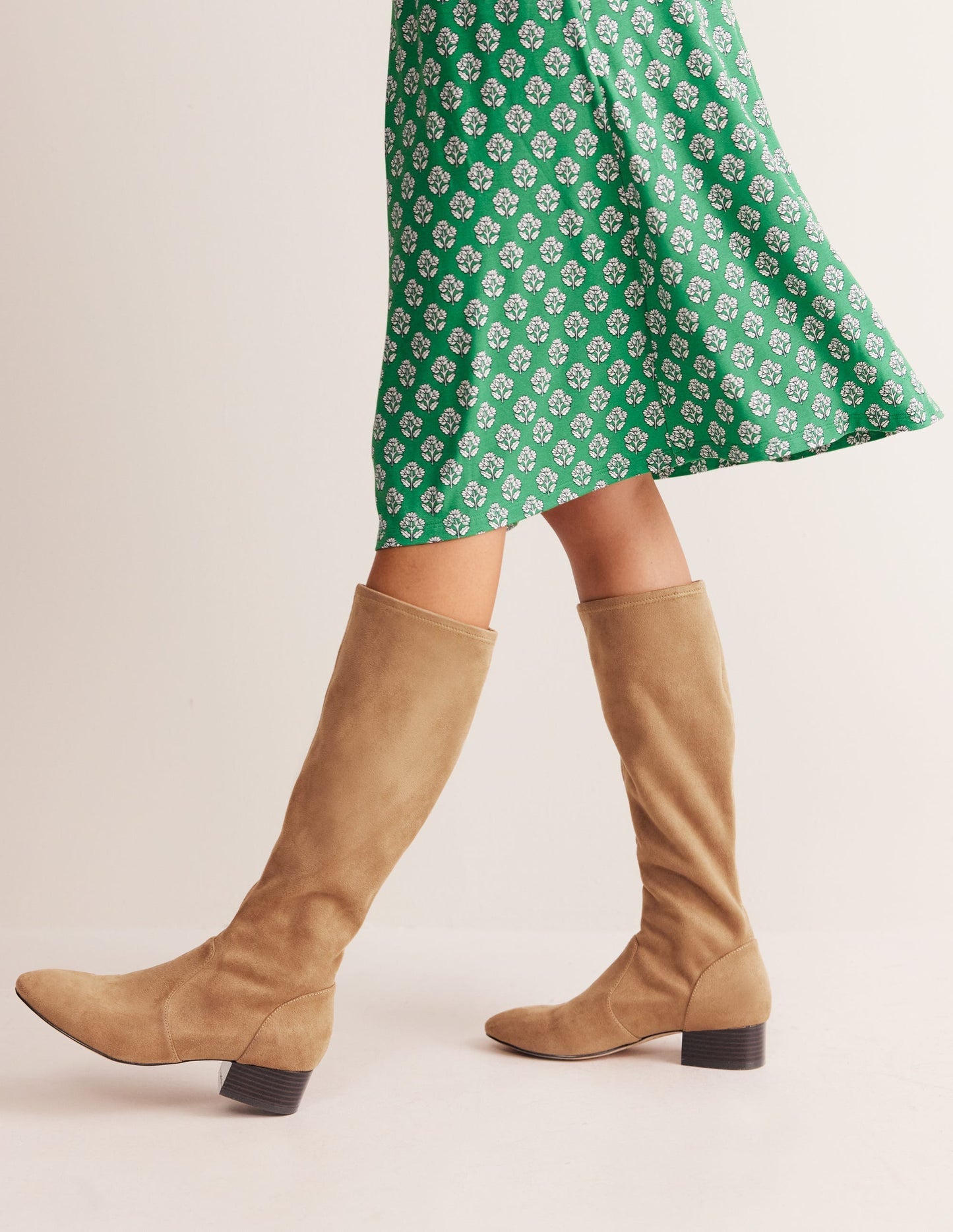 Boden Flat Stretch Knee Boots - Acorn