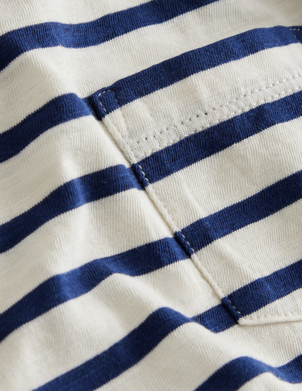 Boden Everyday Long Sleeve T-shirt - Soft Ivory/ College Navy