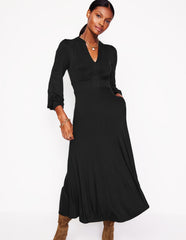 Boden Ivy Smocked Midi Dress - Black
