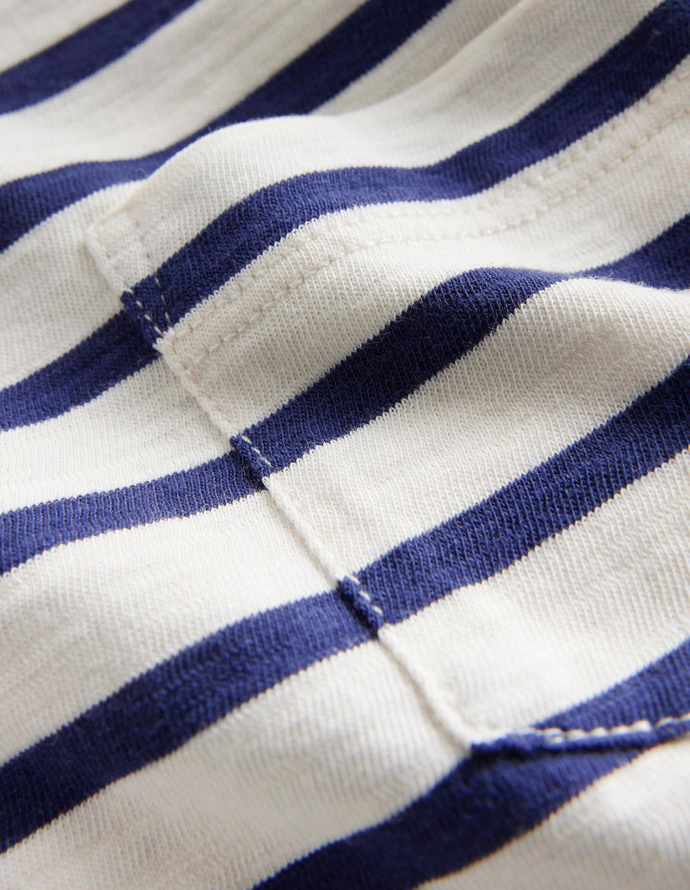 Boden Everyday Short Sleeve T-shirt - Ivory/College Navy