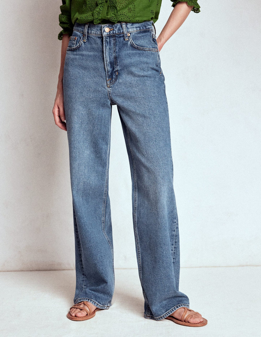 Boden High Rise Column Leg Jeans - Mid Vintage