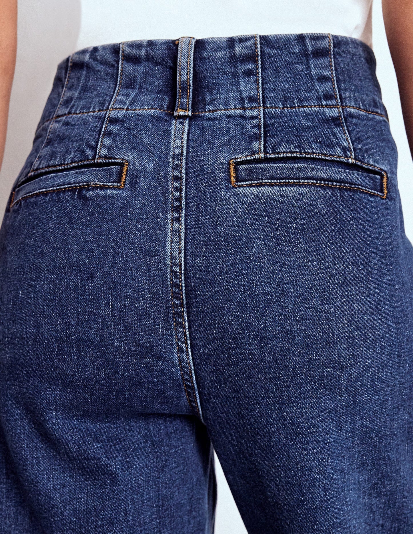 Boden Patch Pocket Cropped Pants - Mid Vintage