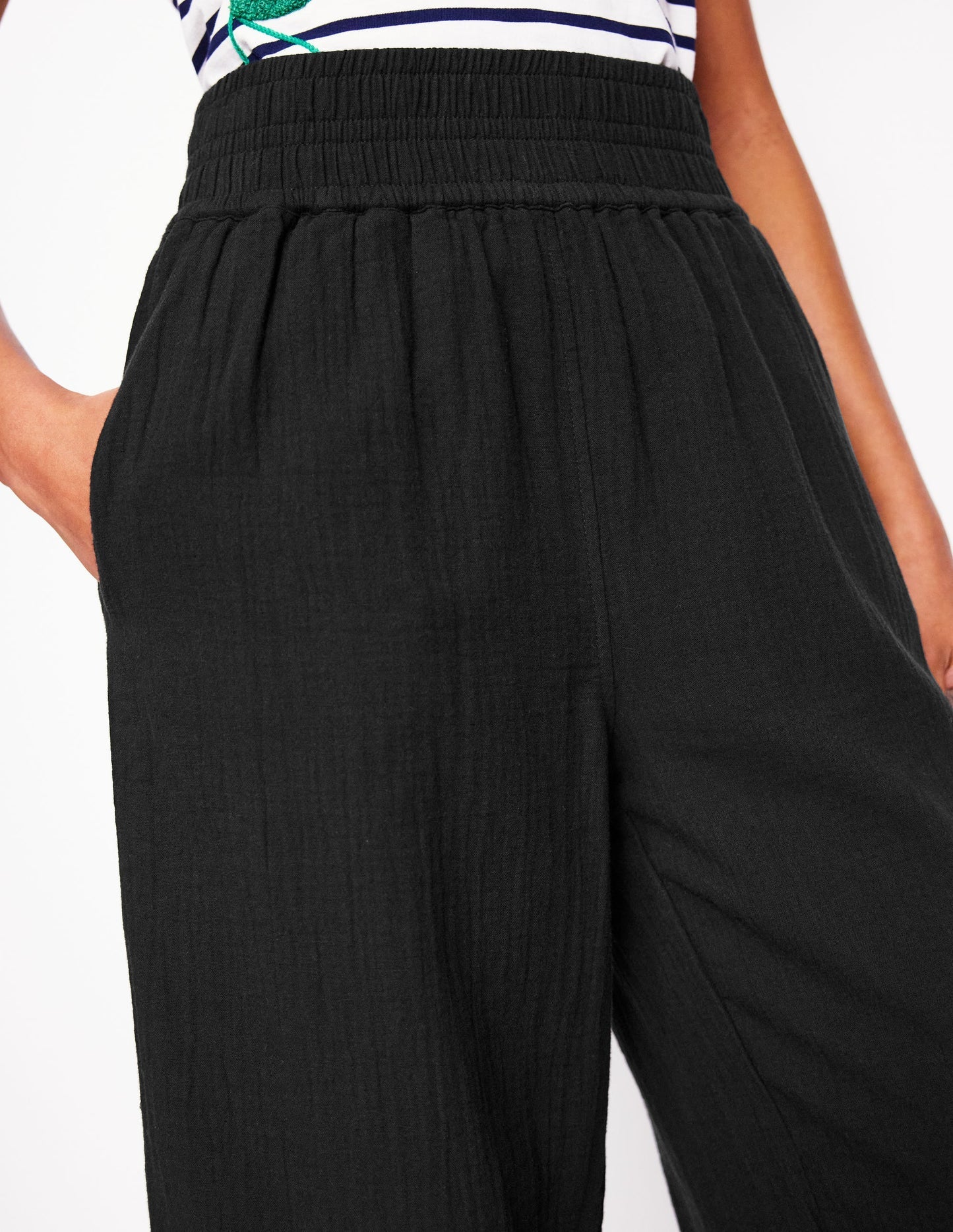 Boden Cropped Double Cloth Pants - Black