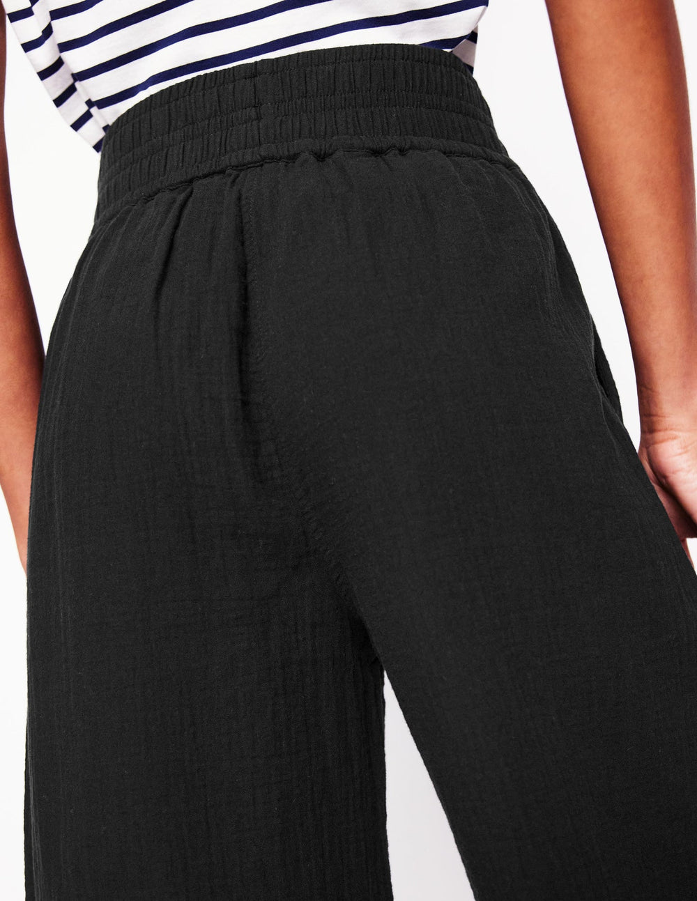 Boden Cropped Double Cloth Pants - Black