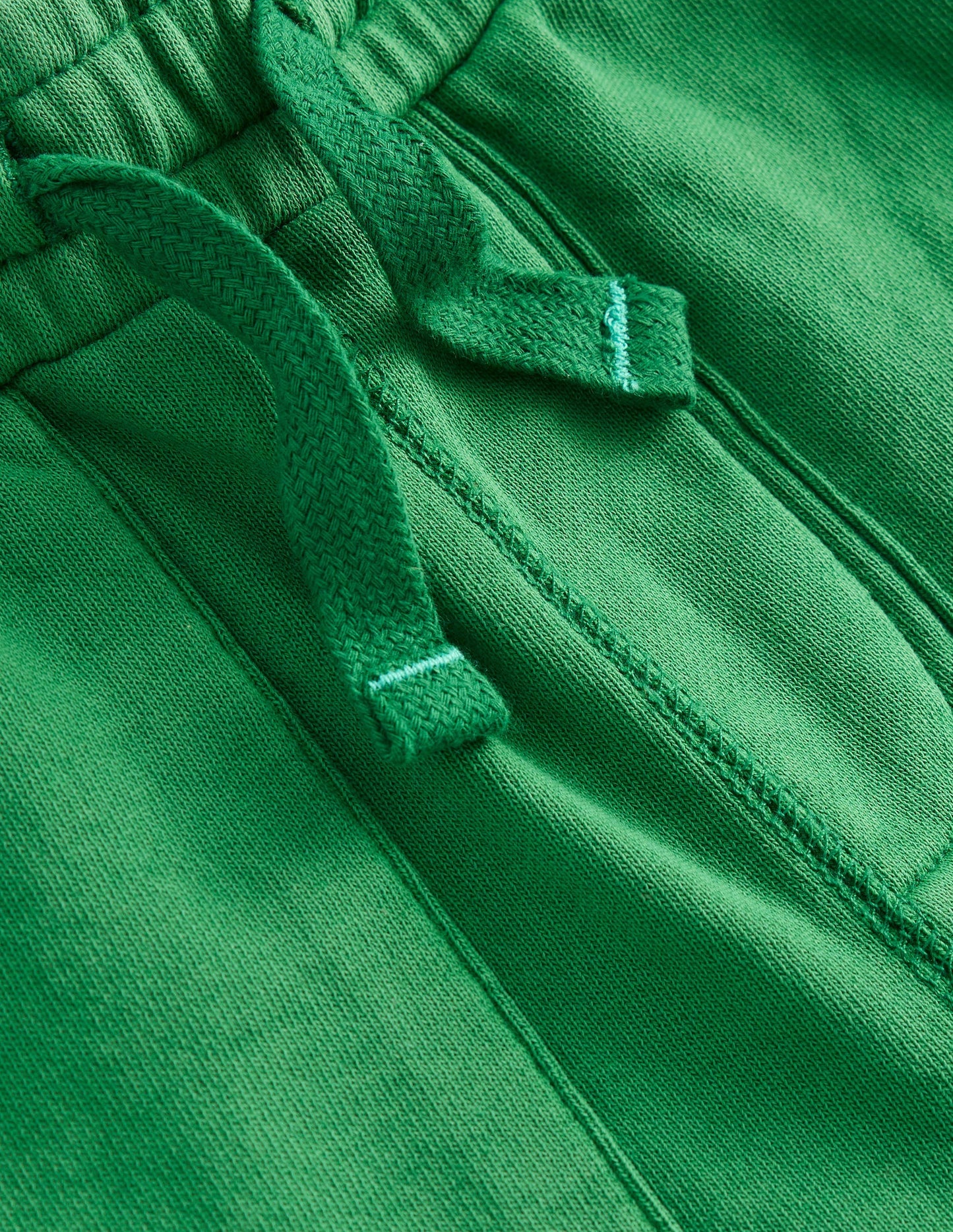 Boden Garment Dye Shorts - Highland Green