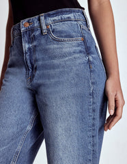 Boden Mid Rise Relaxed Jeans - Mid Vintage