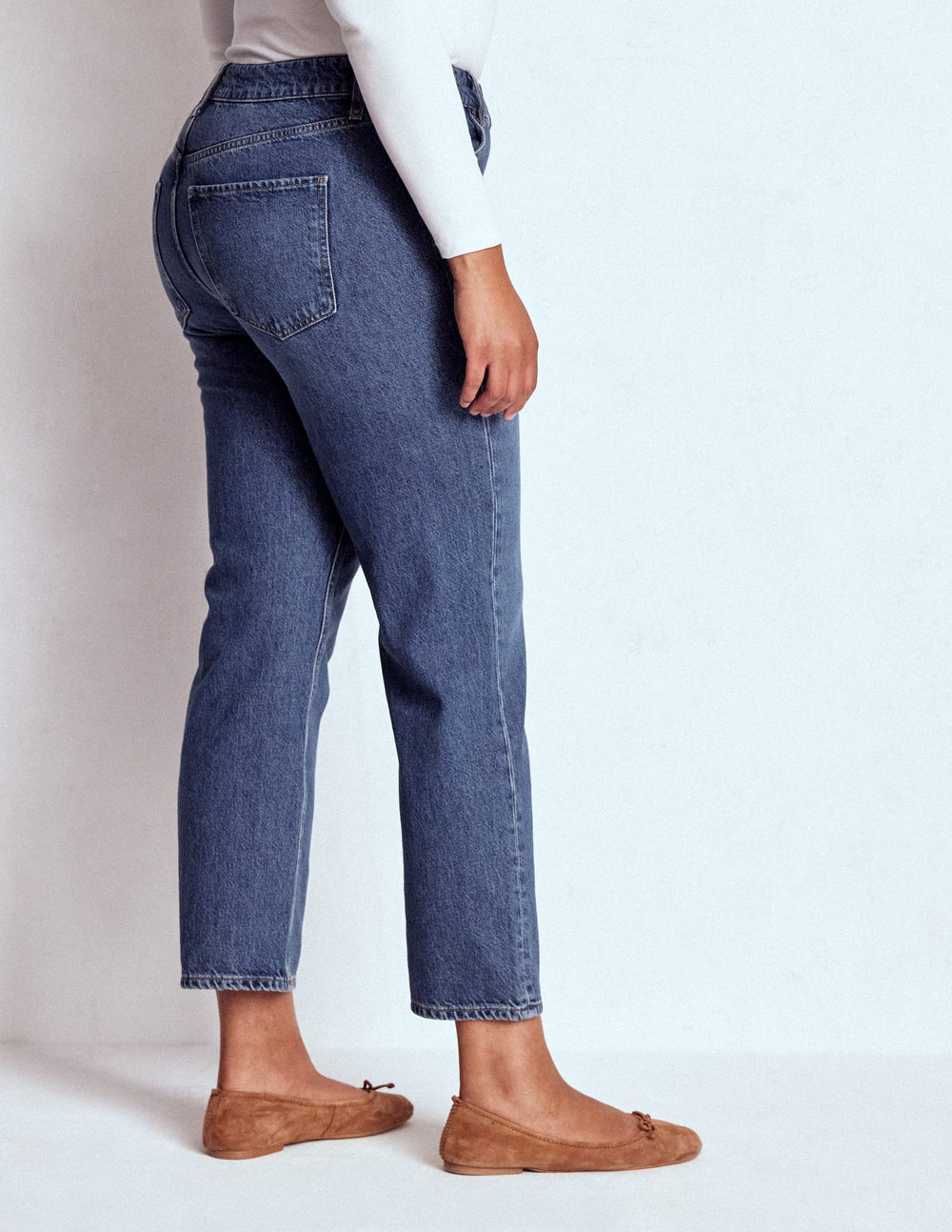 Boden High Rise Rigid Straight Jeans - Mid Vintage