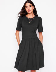 Boden Louisa Short Jersey Dress - Black