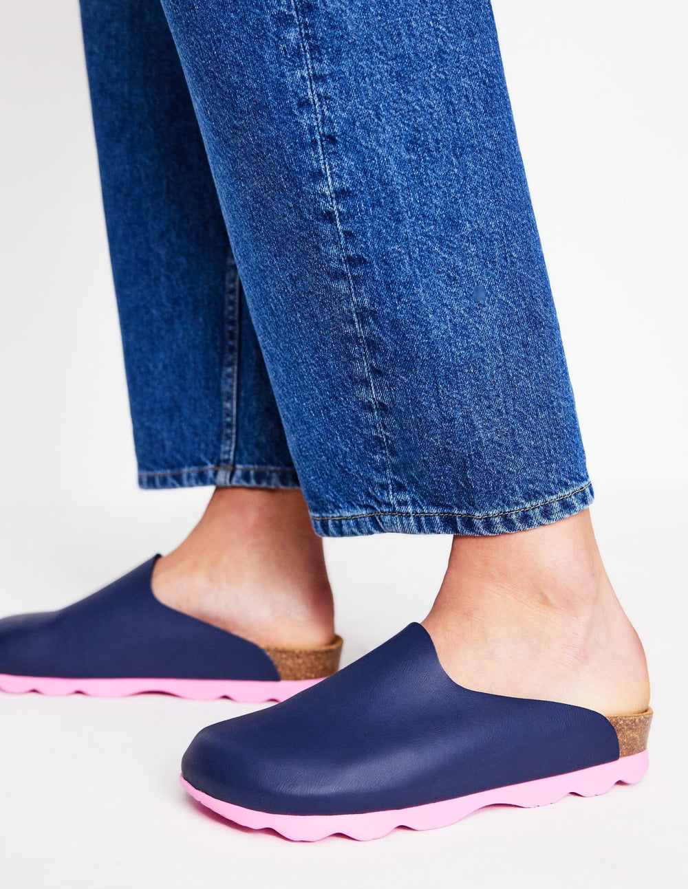 Boden Lyla Colour Block Clogs - Navy/Soft Pink