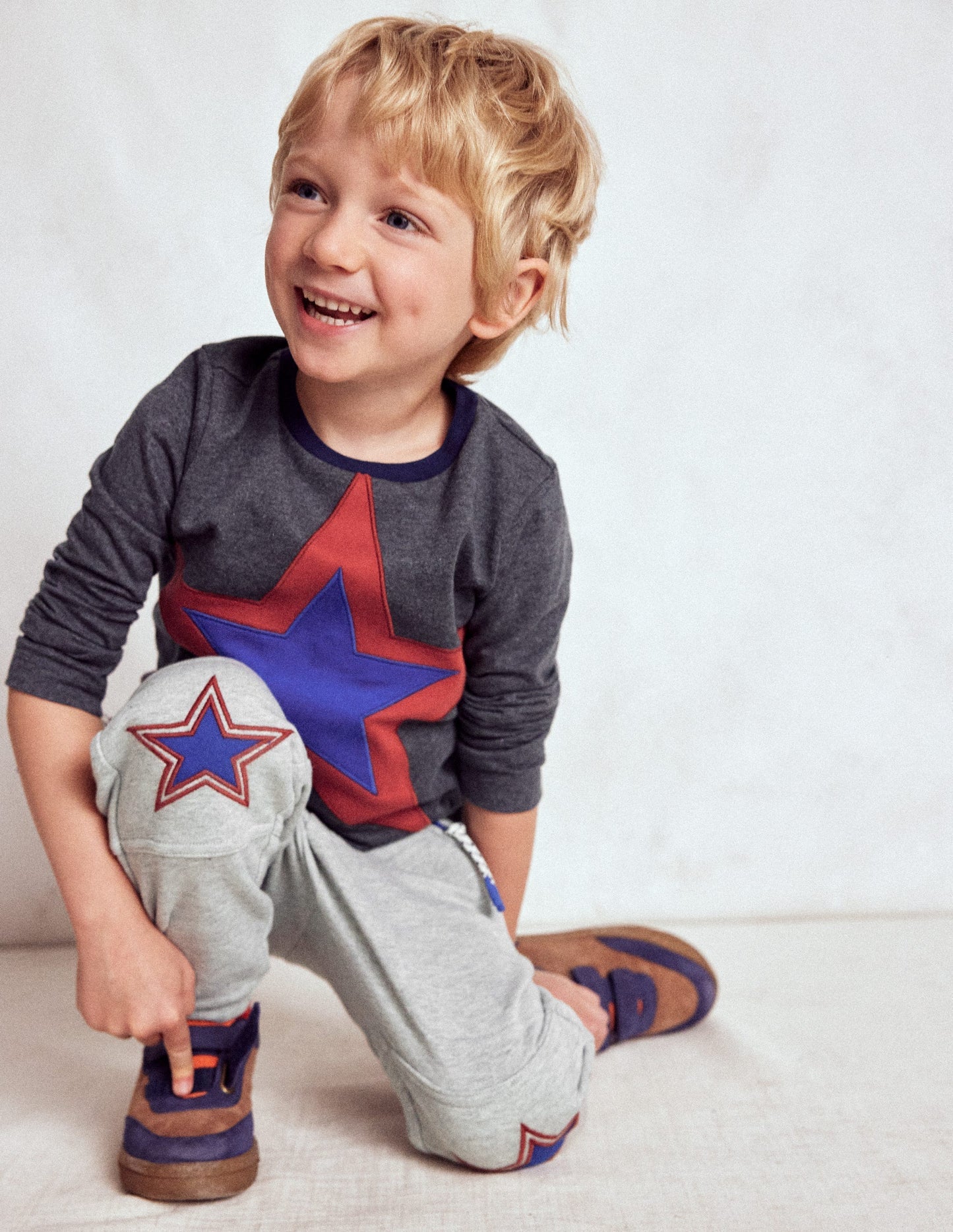 Boden Warrior Knee Joggers - Grey Star Knee