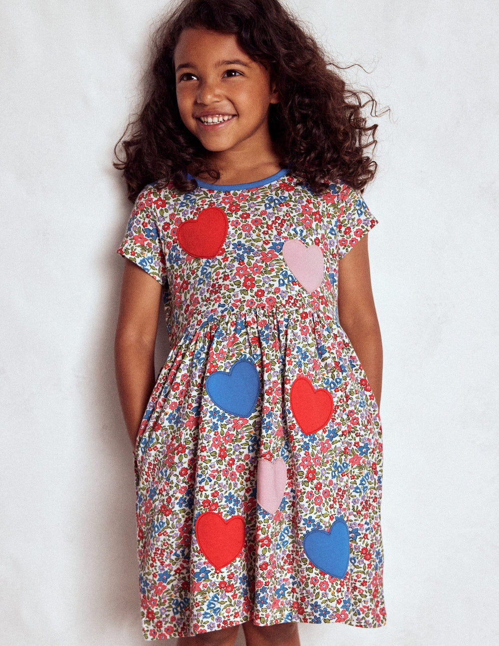 Boden Appliqué T-shirt Dress - Rose Pink Flowerbed Hearts
