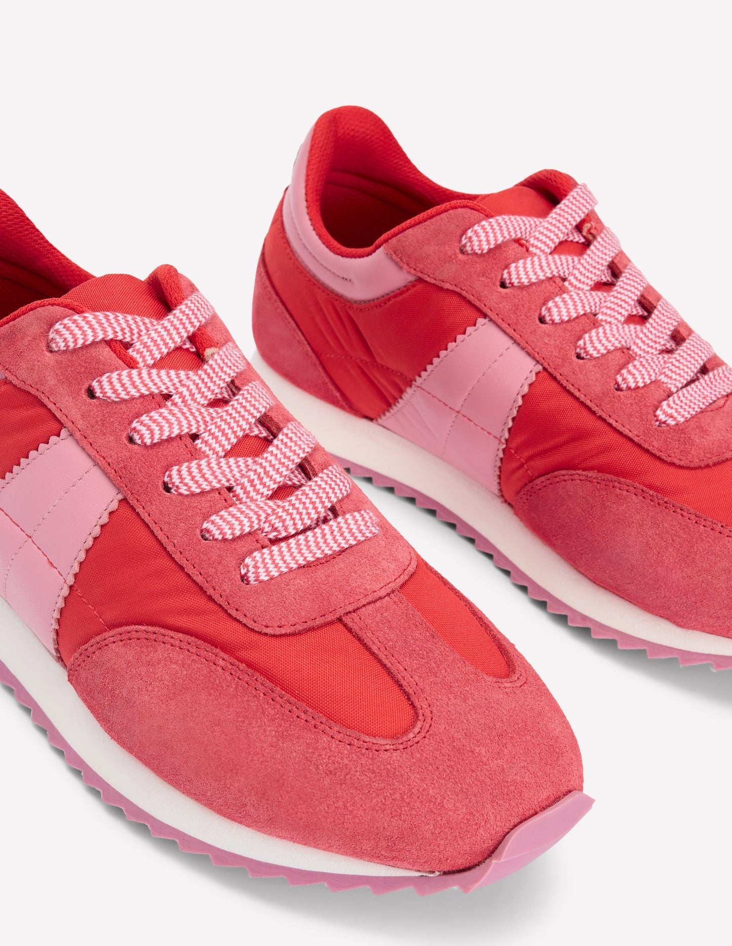 Boden Retro Runner Trainer - Red
