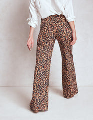 Boden High Rise Wide Leg Jeans - Leopard Print