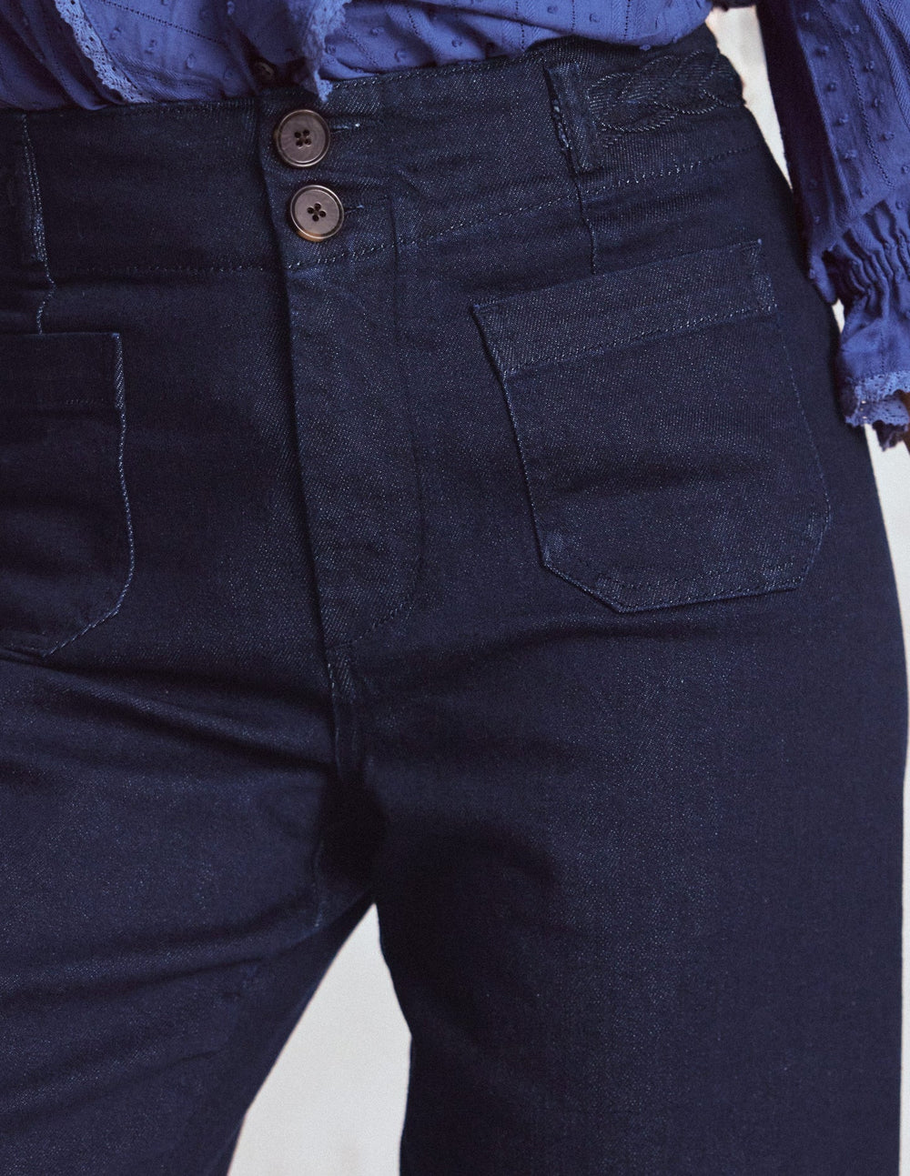 Boden Patch Pocket Cropped Pants - Indigo Braid