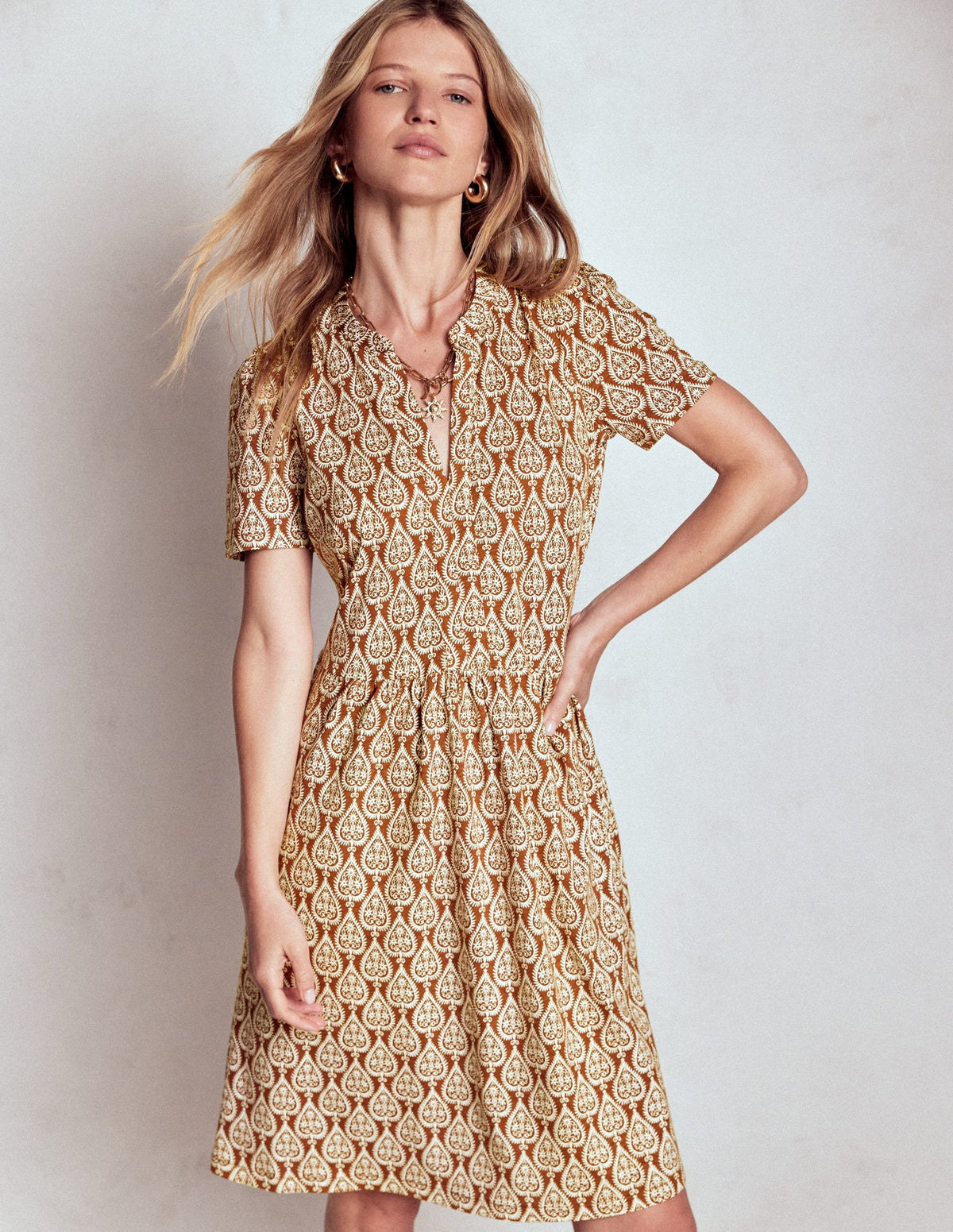 Boden Naomi Short Sleeve Dress - Cognac, Ornate Geo