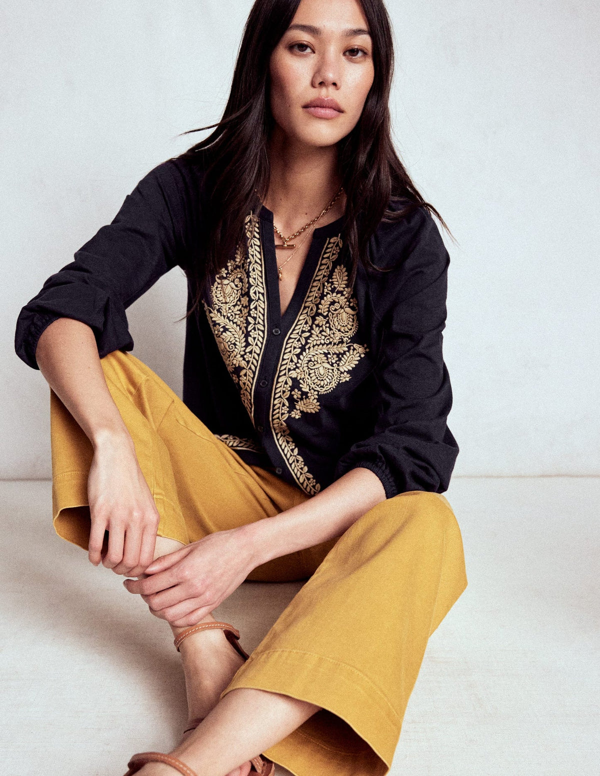 Boden Alma Embroidered Shirt - Navy