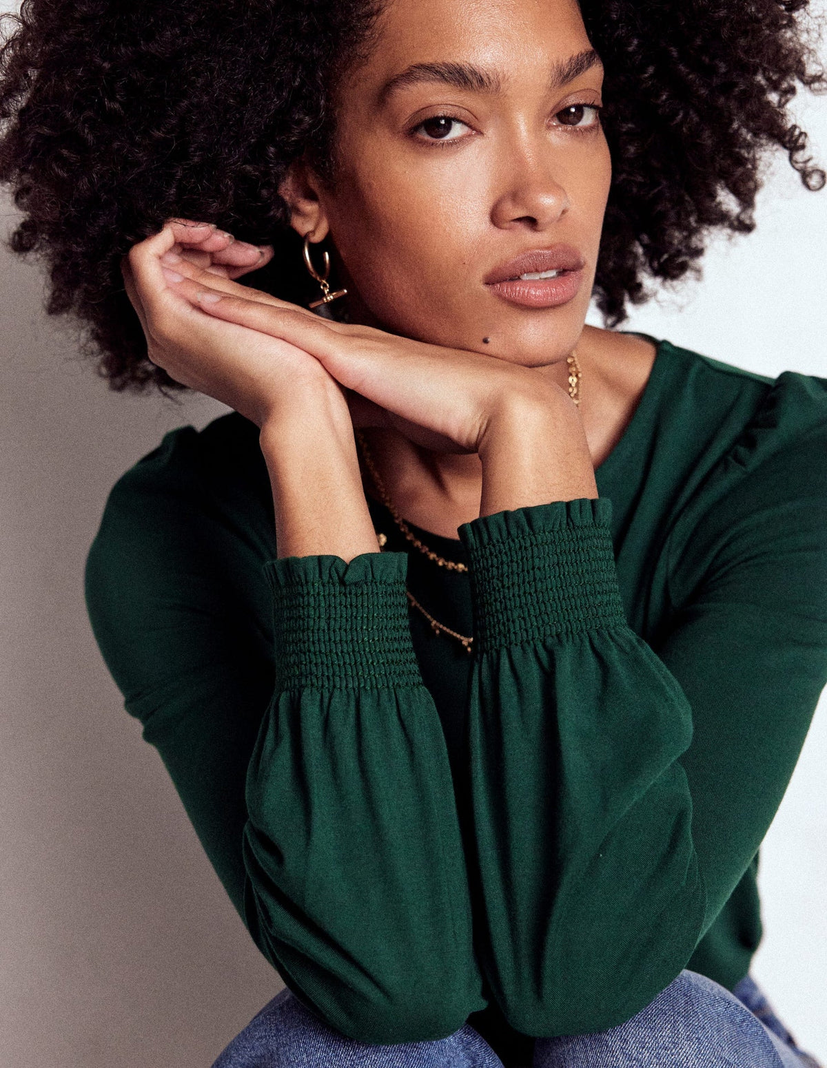 Boden Smocked Cuff Supersoft Top - Green Pine