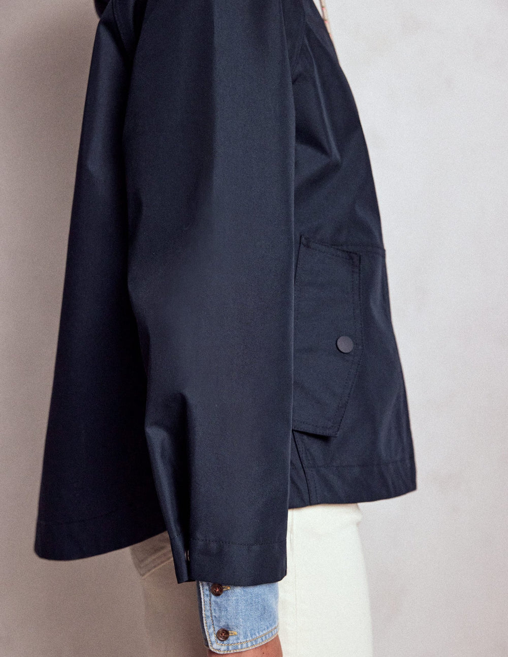 Boden Cropped Rain Mac - Navy