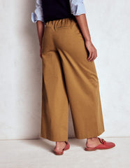 Boden Pull - on Cropped Pants - Hazelnut Brown