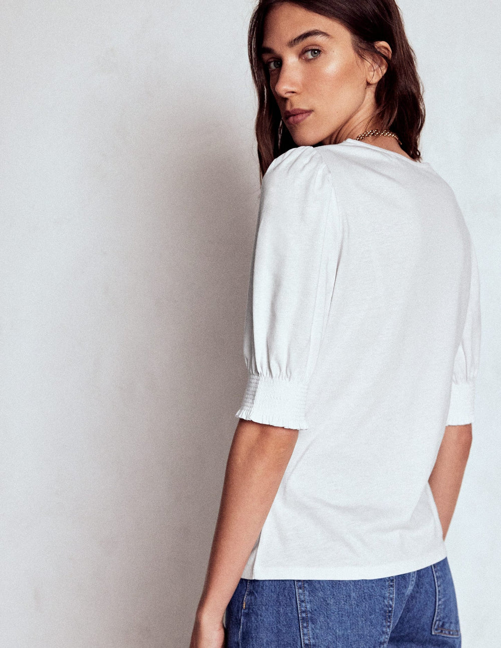 Boden Short Sleeve Smocked Cuff Top - White