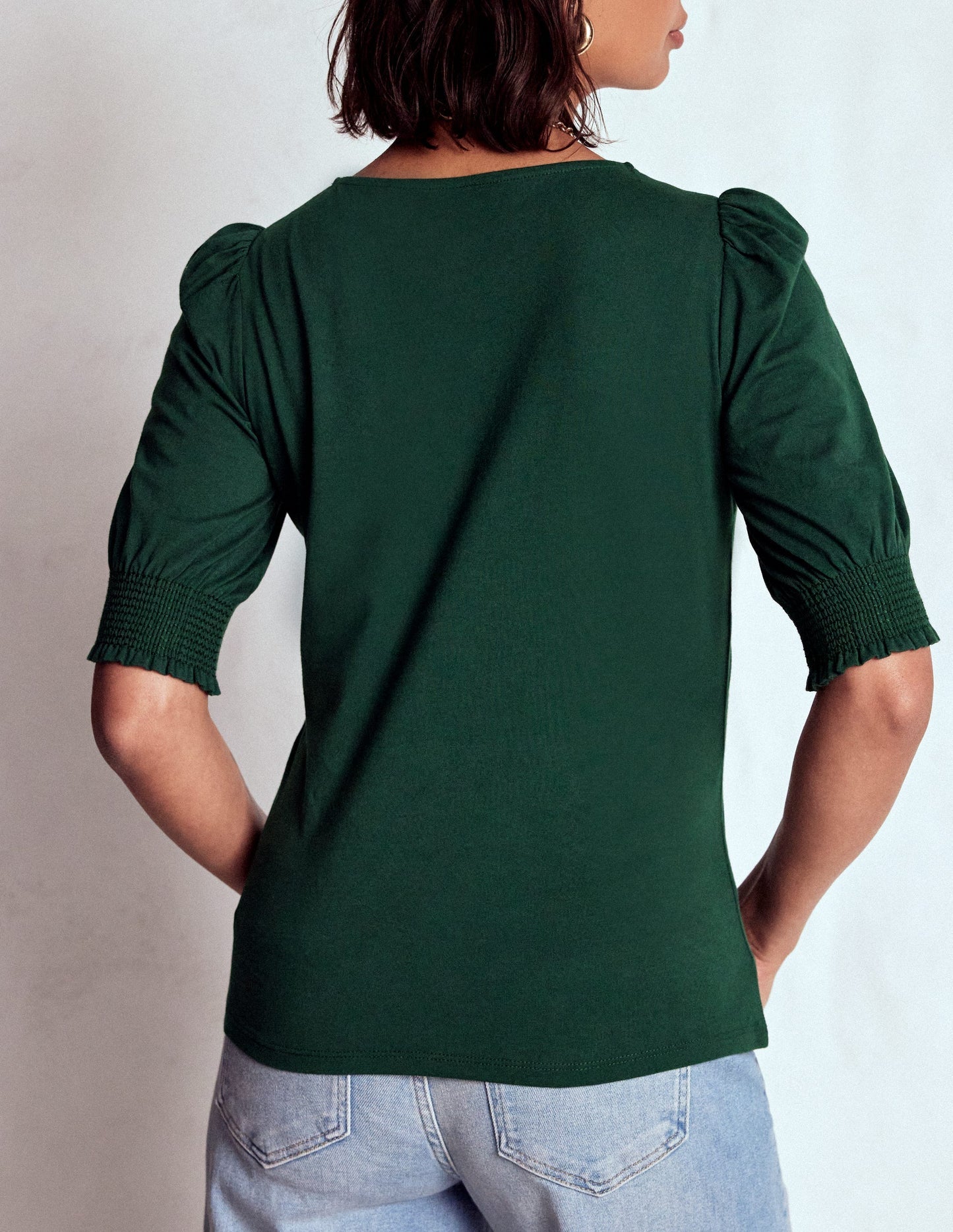 Boden Short Sleeve Smocked Cuff Top - Green Pine